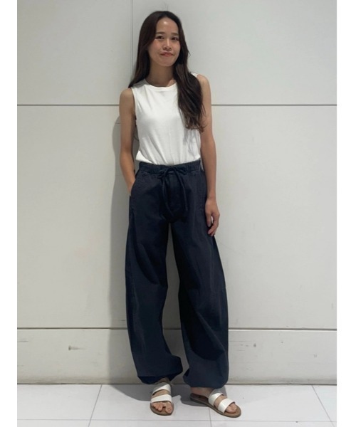 ミッドライズ バレル パラシュートパンツ（その他パンツ）｜GAP