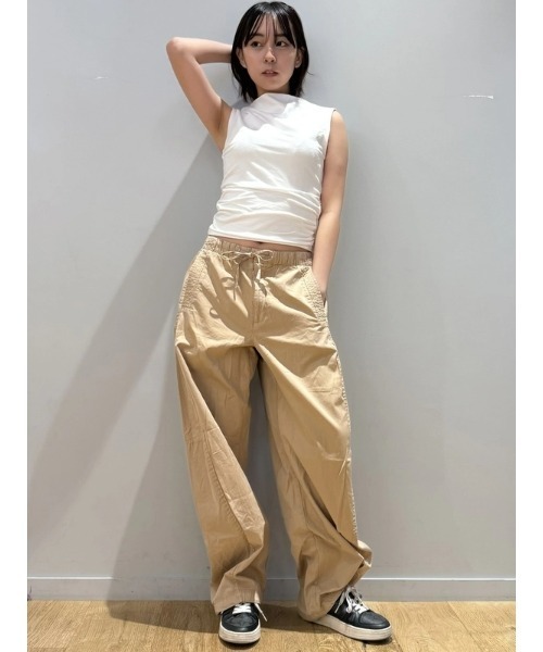 GAP ミッドライズバレルパラシュートパンツ Gap公式オンラインストア | ミッドライズ バレル パラシュートパンツ