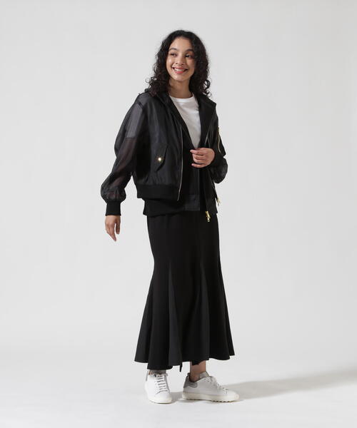 Risley（リズレー）の「Risley/リズレー/肩掛けMA-1フーディー（ブルゾン・レディース・ブラック/ホワイト・F）」の13枚目の写真