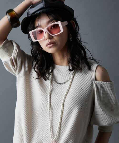 GEVS.(ジェイヴィス)の「肩開きデザインカットソー<大きいサイズ有>GEVS.(Tシャツ/カットソー・レディース・ブラック/キナリ・LL/3L/4L/5L/M/L)」の21枚目の写真