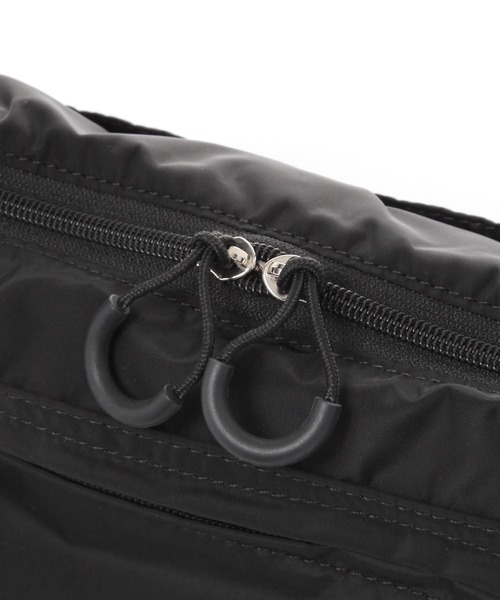 GLOBAL WORK（グローバルワーク）の「撥水軽量手提げ変形ショルダー/323156（ショルダーバッグ・レディース・ブラック/チャコールグレー/グレー/ベージュ・ONE SIZE）」の13枚目の写真