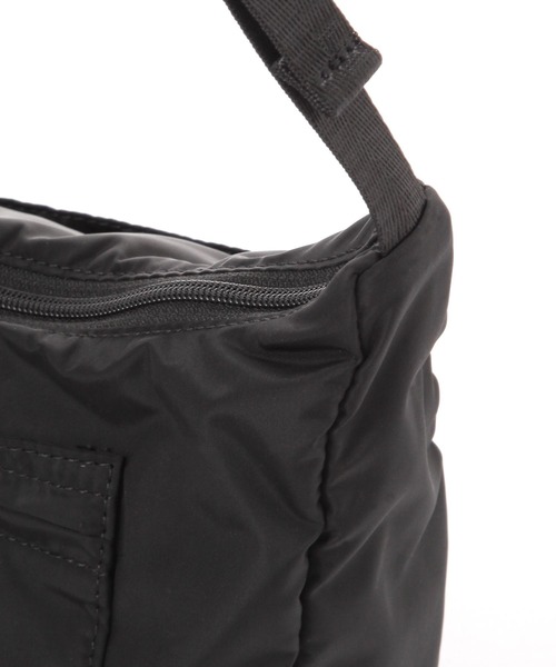 GLOBAL WORK（グローバルワーク）の「撥水軽量手提げ変形ショルダー/323156（ショルダーバッグ・レディース・ブラック/チャコールグレー/グレー/ベージュ・ONE SIZE）」の14枚目の写真