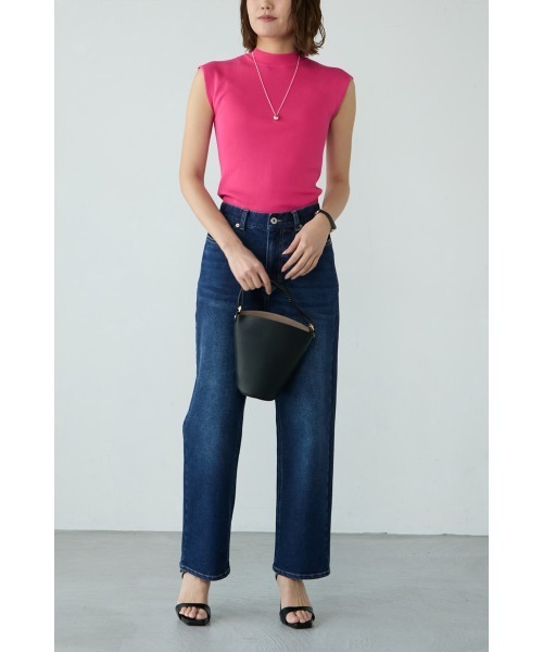 M.deux（エムドゥ）の「〈ストレート美脚デニム〉（デニムパンツ・レディース・ネイビー/ブルー・SMALL/MEDIUM）」の6枚目の写真