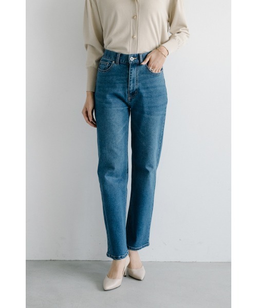 M.deux(エムドゥ)の「ストレート美脚デニム(デニムパンツ・レディース・ネイビー/ブルー・SMALL/MEDIUM)」の3枚目の写真
