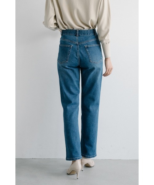M.deux(エムドゥ)の「ストレート美脚デニム(デニムパンツ・レディース・ネイビー/ブルー・SMALL/MEDIUM)」の5枚目の写真