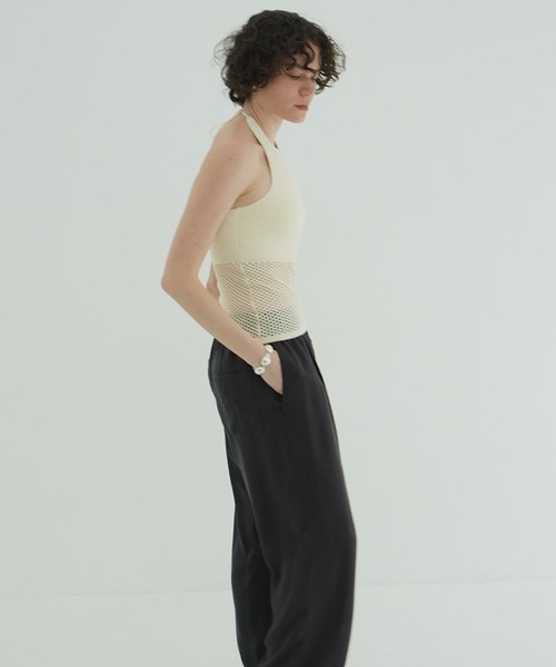 CLANE（クラネ）の「GEOMETRIC HOLE KNIT TOPS（ニット/セーター・レディース・ホワイト/ブラック・1/2）」の7枚目の写真