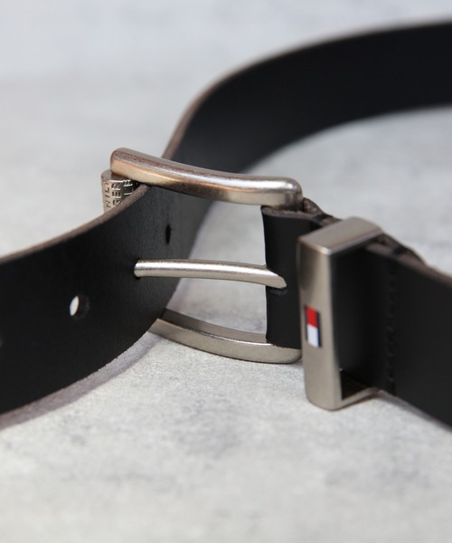 TOMMY HILFIGER（トミーヒルフィガー）の「TOMMY HILFIGER レザーロゴ入りベルト（ベルト・メンズ・ブラック/ブラウン・MEDIUM/LARGE/X-LARGE/SMALL）」の7枚目の写真