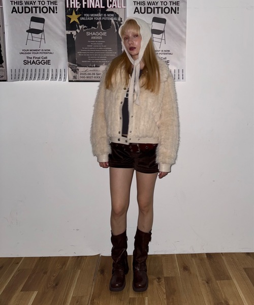 SHAGGIE（シャギー）の「マイクロミニコーデュロイショートパンツ（その他パンツ・レディース・ブラック/ブラウン・MEDIUM/SMALL）」の8枚目の写真