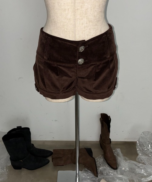 SHAGGIE（シャギー）の「マイクロミニコーデュロイショートパンツ（その他パンツ・レディース・ブラック/ブラウン・MEDIUM/SMALL）」の11枚目の写真