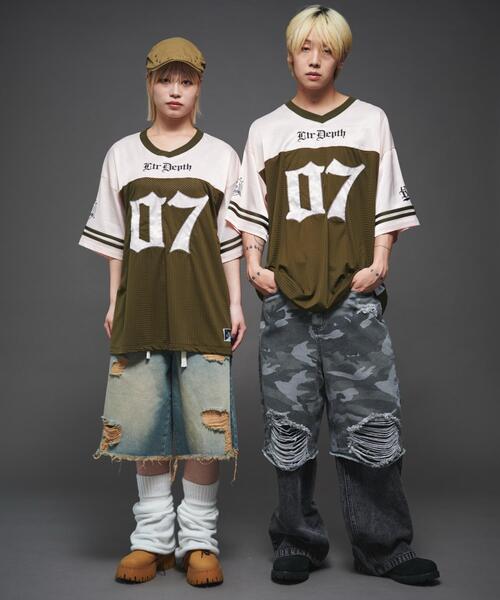 LTR DEPTH（レイターデプス）の「LTR DEPTH/ナンバリングホッケーT（Tシャツ/カットソー・メンズ・ピンク/グレー・MEDIUM/LARGE）」の8枚目の写真