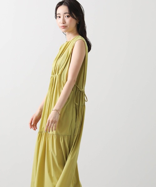 Gready Brilliant(グレディブリリアン)の「立体タックフレアノースリワンピ(ワンピース・レディース・レッド/イエロー・36)」の8枚目の写真