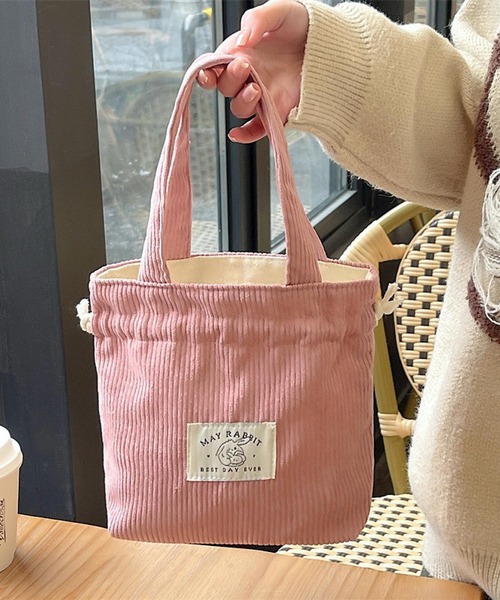 TONE SELECT GOODS（トーンセレクトグッズ）の「urbanfemine./コーデュロイ巾着ミニバッグ U7493（ショルダーバッグ・レディース・ベビーピンク/ブラック/ベージュ/ダークグリーン/ピンク/ブルー/イエロー/グリーン/アイボリー/グレー/ブラウン/パープル・FREE）」の12枚目の写真