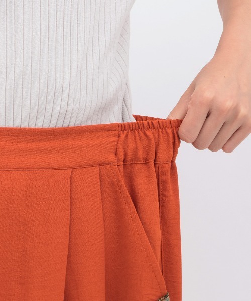 チチカカ(チチカカ)の「タックコクーンパンツ(その他パンツ・レディース・ブラック/カーキ/レンガ・FREE)」の14枚目の写真