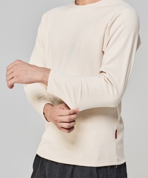 KRIFF MAYER(クリフメイヤー)の「【ストレッチ】もちのびクルーネックインナー長袖(Tシャツ/カットソー・メンズ・ブラック/グレー/ナチュラル・X-LARGE/LARGE/MEDIUM/SMALL)」の17枚目の写真