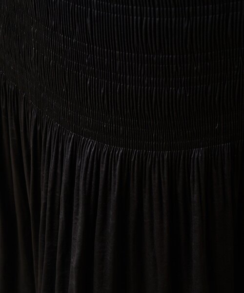 SHENERY（シーナリー）の「《揺れ動くシルエット》プリーツマキシスカート（スカート・レディース・ブラック/ベージュ・38/36）」の10枚目の写真