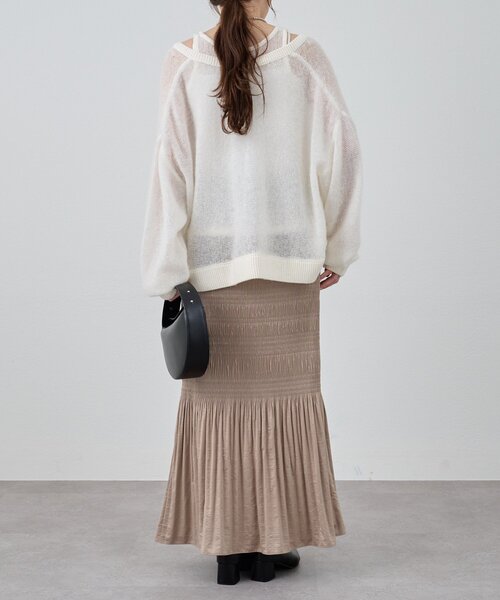 SHENERY（シーナリー）の「《揺れ動くシルエット》プリーツマキシスカート（スカート・レディース・ブラック/ベージュ・38/36）」の15枚目の写真