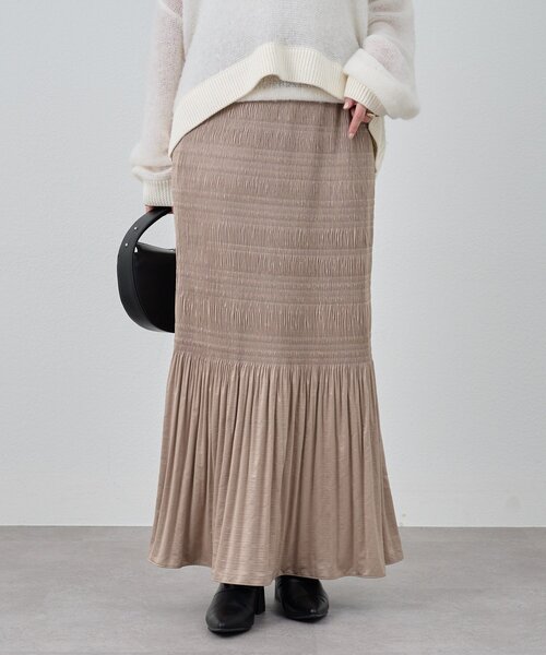 SHENERY（シーナリー）の「《揺れ動くシルエット》プリーツマキシスカート（スカート・レディース・ブラック/ベージュ・38/36）」の17枚目の写真