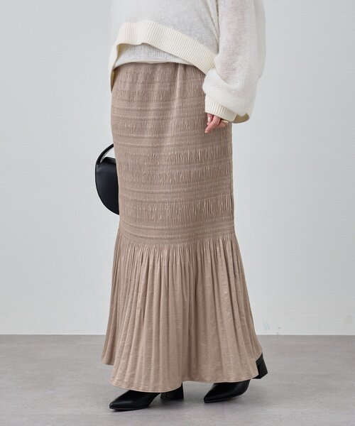 SHENERY（シーナリー）の「《揺れ動くシルエット》プリーツマキシスカート（スカート・レディース・ブラック/ベージュ・38/36）」の18枚目の写真