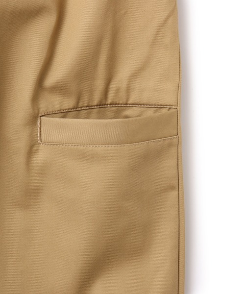 atmos(アトモス)の「atmos Two Tack Trousers / アトモス ツータック トラウザーズ(その他パンツ・メンズ・ブラック/ベージュ/ネイビー・M/XL/L)」の9枚目の写真