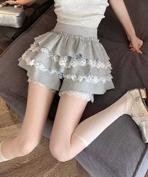 gossip!ロサンゼルス(ゴシップロサンゼルス)の「レース レイヤード パンツスカート ペチコート インナーパンツ付き ガーリー 韓国風 2 色(スカート・レディース・グレー/ブラック・M/S)」の7枚目の写真