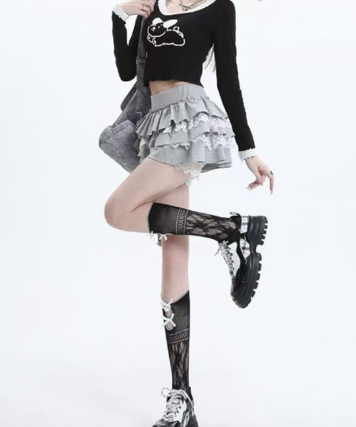 gossip!ロサンゼルス(ゴシップロサンゼルス)の「レース レイヤード パンツスカート ペチコート インナーパンツ付き ガーリー 韓国風 2 色(スカート・レディース・グレー/ブラック・M/S)」の15枚目の写真