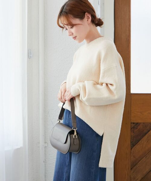 le.coeur blanc(ルクールブラン)の「《WEB限定アイテム》ワイドシルエットクルーネックプルオーバー(ニット/セーター・レディース・アイボリー/サックスブルー/ベージュ/ライトグレー/ブラック・38)」の19枚目の写真