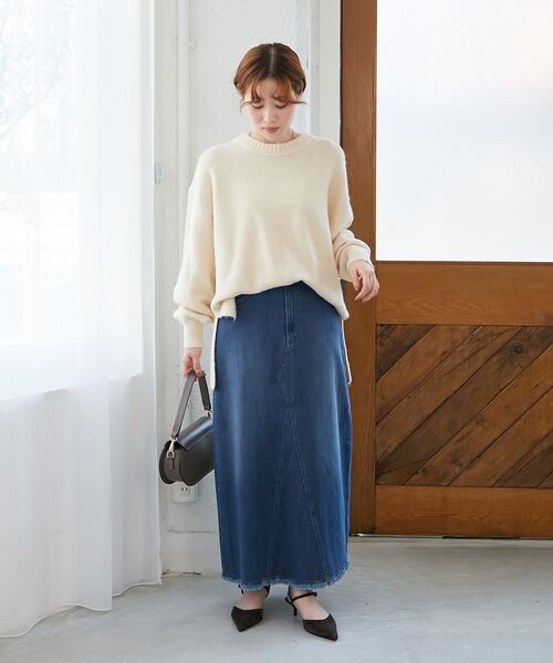 le.coeur blanc(ルクールブラン)の「《WEB限定アイテム》ワイドシルエットクルーネックプルオーバー(ニット/セーター・レディース・アイボリー/サックスブルー/ベージュ/ライトグレー/ブラック・38)」の21枚目の写真
