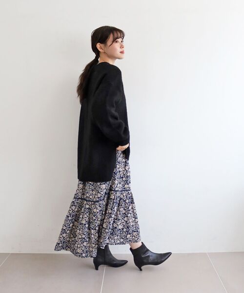 le.coeur blanc(ルクールブラン)の「《WEB限定アイテム》ワイドシルエットクルーネックプルオーバー(ニット/セーター・レディース・アイボリー/サックスブルー/ベージュ/ライトグレー/ブラック・38)」の6枚目の写真