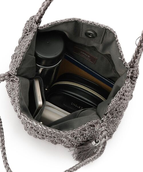 Sunauna(スーナウーナ)の「【新色追加/肩掛け可能】メタリックトートバッグ(トートバッグ・レディース・シルバー/オレンジ/シルバー系その他・00)」の11枚目の写真