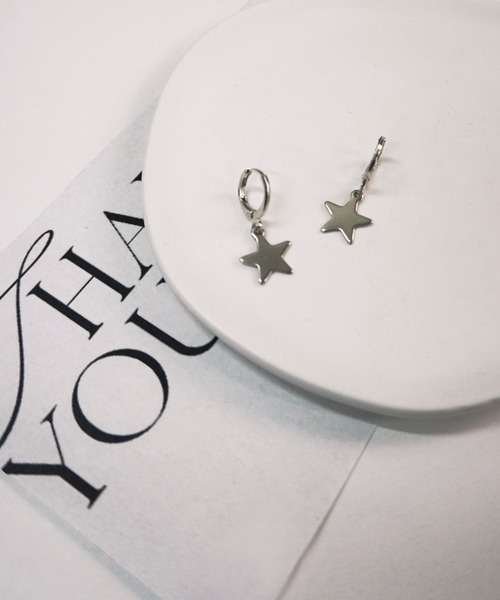 UP START(アップスタート)の「シンプルチャームリングピアス/ペア(RO)(ピアス(両耳用)・レディース・その他2/その他1/その他・FREE)」の4枚目の写真