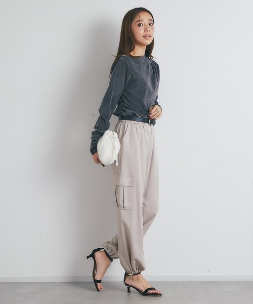 un dix cors(アンディコール)の「《さりげない透け感》シアーベロアオフショルタックプルオーバー(Tシャツ/カットソー・レディース・チャコールグレー/アイボリー/ブラック・FREE)」の16枚目の写真