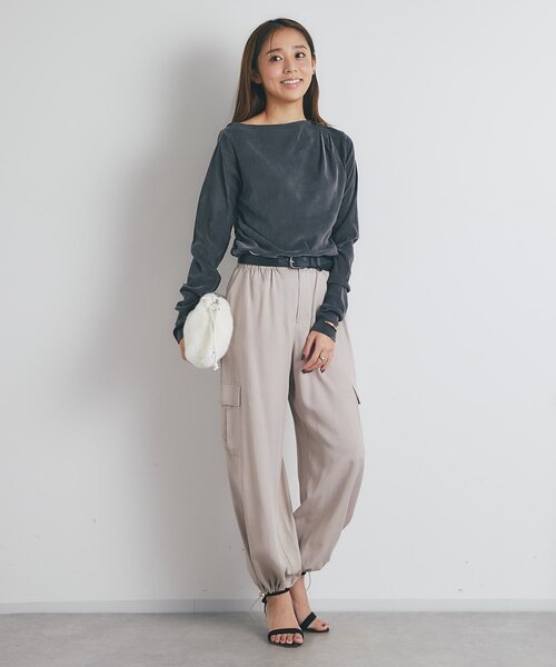 un dix cors(アンディコール)の「《さりげない透け感》シアーベロアオフショルタックプルオーバー(Tシャツ/カットソー・レディース・チャコールグレー/アイボリー/ブラック・FREE)」の10枚目の写真