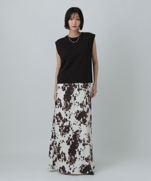 LOWRYS FARM(ローリーズファーム)の「ベーシックノースリーブ 580987(Tシャツ/カットソー・レディース・オフホワイト/ブラック/ピンク・FREE)」の7枚目の写真