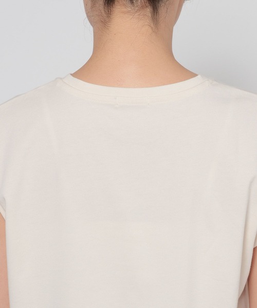 LOWRYS FARM(ローリーズファーム)の「ベーシックノースリーブ 580987(Tシャツ/カットソー・レディース・オフホワイト/ブラック/ピンク・FREE)」の15枚目の写真