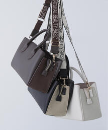 ボストンバッグ（ブラウン/茶色系・ブランドロゴ）ファッション