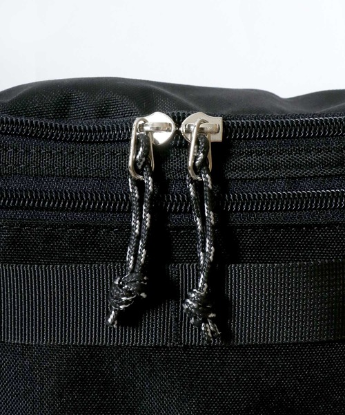 Lee（リー）の「Lee/リー 撥水 ロゴ ワンポイント刺繍 テープ付き ウエストバッグ/ボディバッグ/レディース メンズ（ボディバッグ/ウエストポーチ・レディース・グレー/ブラック/カーキ/ベージュ・FREE）」の13枚目の写真