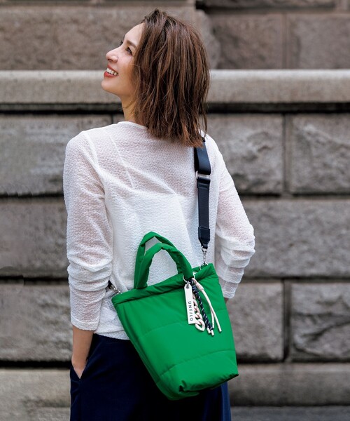 UNFILO(アンフィーロ)の「ストレッチ レーストップス(Tシャツ/カットソー・レディース・ホワイト系/ブラック系/イエロー系・LARGE/MEDIUM/SMALL)」の7枚目の写真
