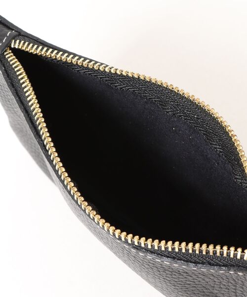 andrea cardone（アンドレアカルドネ）の「【ANDREA CARDONE】センターシームレザーハンドバッグ(Q56392)（ハンドバッグ・レディース・グレイッシュベージュ/ブラック・ALL）」の7枚目の写真