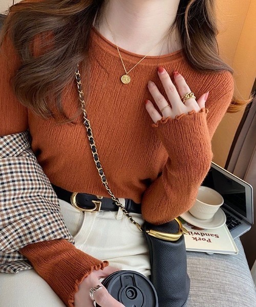 Beststore(ベストストア)の「秋冬メロウカットソー プルオーバーフリルカラー クールネックニットトップス(ニット/セーター・レディース・ブラウン/イエロー/ブラック/カーキ/ブラウン系/ブルー/ライトベージュ/ピンク/ホワイト・FREE)」の4枚目の写真