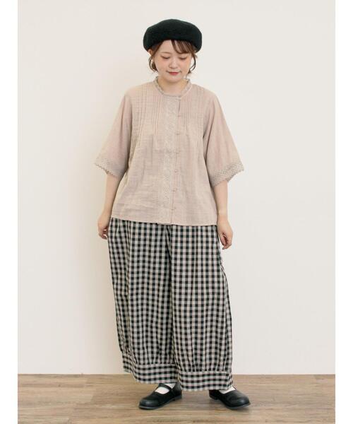 Samansa Mos2（サマンサ モスモス）の「ドビーストライプレースブラウス（シャツ/ブラウス・レディース・ベージュ/ブラック/オフホワイト・F）」の15枚目の写真