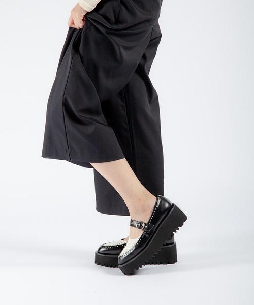 スタッズデザイン 厚底メリージェーンシューズ ALL BLACK│Jeffrey スタッズデザイン 厚底メリージェーンシューズ ALL BLACK│Jeffrey