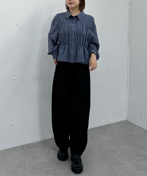 セール】シャーリングペプラムシャツ（シャツ/ブラウス）｜archives