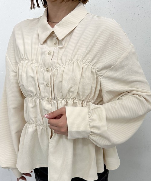 archives(アルシーヴ)の「シャーリングペプラムシャツ(シャツ/ブラウス・レディース・ブルー/アイボリー/ブラック・MEDIUM)」の14枚目の写真