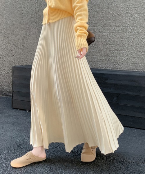 Aelina(エリナ)の「プルーツAラインハイウエストロングスカート(スカート・レディース・ブラック/レッド/ベージュ・F)」の12枚目の写真