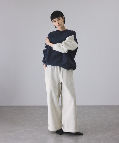 Champion（チャンピオン）の「【Champion for ADAM ET ROPE'】別注 RW  SWEAT（スウェット・レディース・ブラック/グレー/ネイビー・FREE）」の4枚目の写真