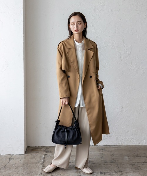 VitaFelice（ヴィータフェリーチェ）の「プリーツ巾着MINIバッグ ワンハンドルバッグ 軽量バッグ（ショルダーバッグ・レディース・ブラック/ライム・FREE）」の15枚目の写真