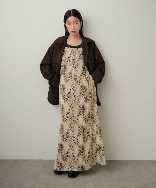 Omekashi（オメカシ）の「フリルキャミワンピース（ワンピース・レディース・ベージュ/ブラウン/オフホワイト・36/38）」の19枚目の写真