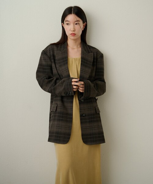 Omekashi（オメカシ）の「フリルキャミワンピース（ワンピース・レディース・ベージュ/ブラウン/オフホワイト・36/38）」の9枚目の写真