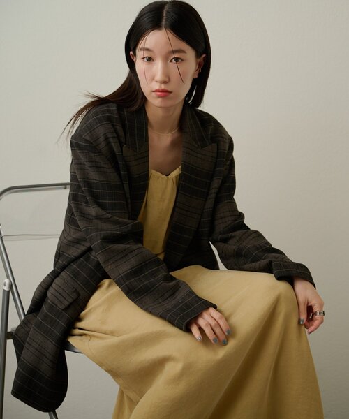 Omekashi（オメカシ）の「フリルキャミワンピース（ワンピース・レディース・ベージュ/ブラウン/オフホワイト・36/38）」の17枚目の写真