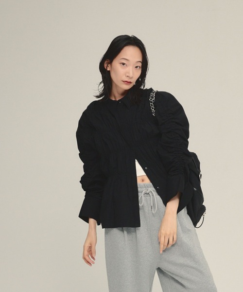 JEANASIS(ジーナシス)の「【eL】Shirring Gather Shirt/577377(シャツ/ブラウス・レディース・ホワイト/ブラック・FREE)」の2枚目の写真